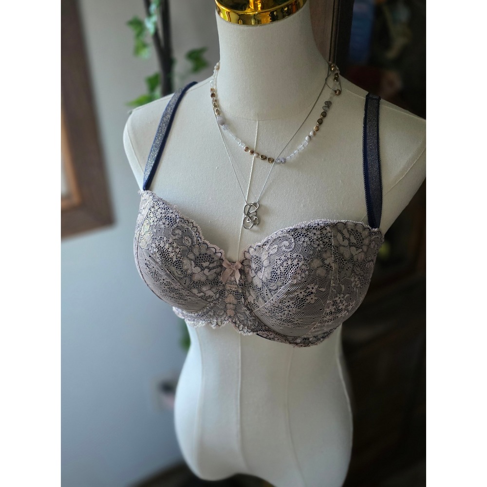 Victoria's Secret || Dream Angels Lace Multi-Way Bra || Size: 36D ||